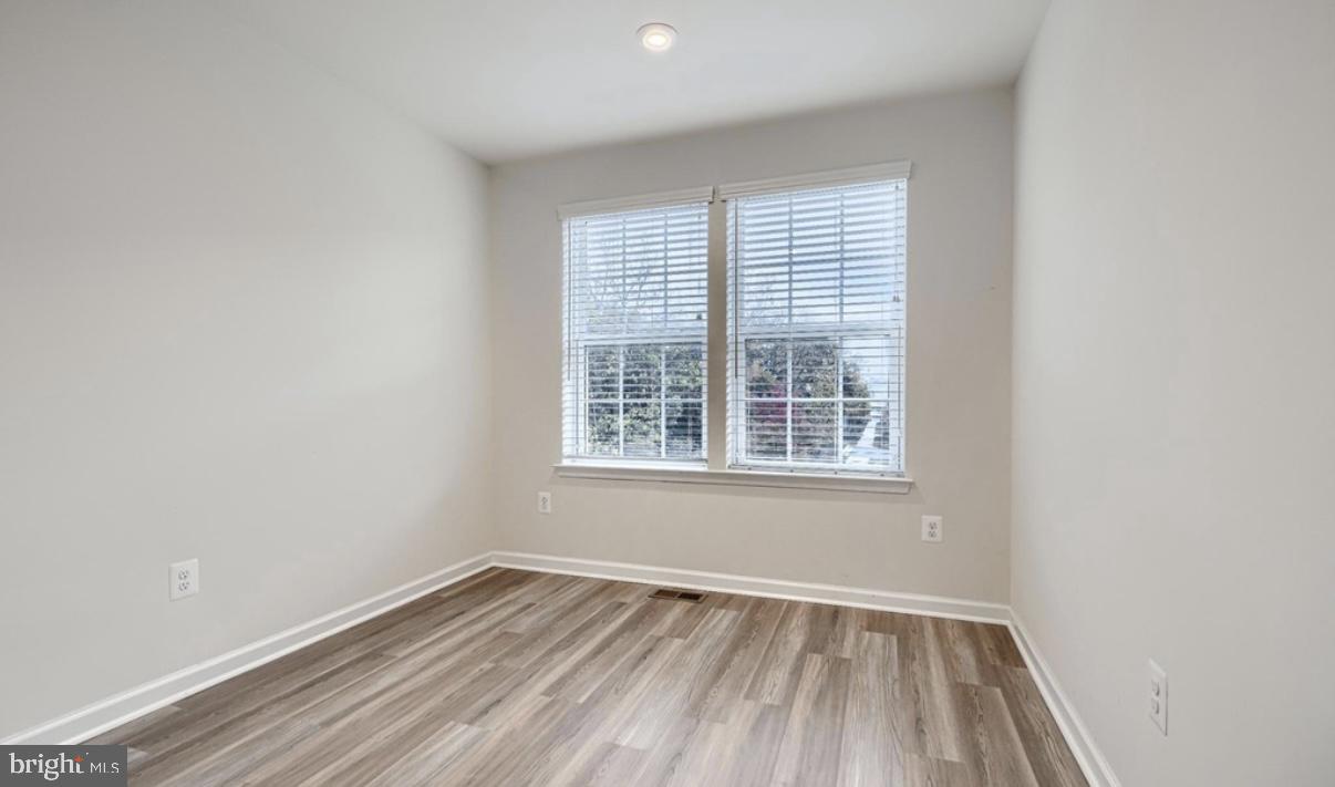 3017 Duvall Ridge Road Landover, MD 20785 - Photo 15 of 17 Guest Bedroom #1