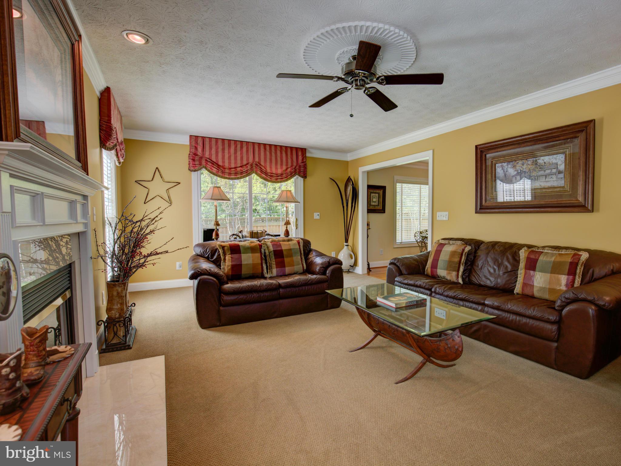 93 Abbey Road Winchester, VA 22602 - Photo 15 of 30 Family Room