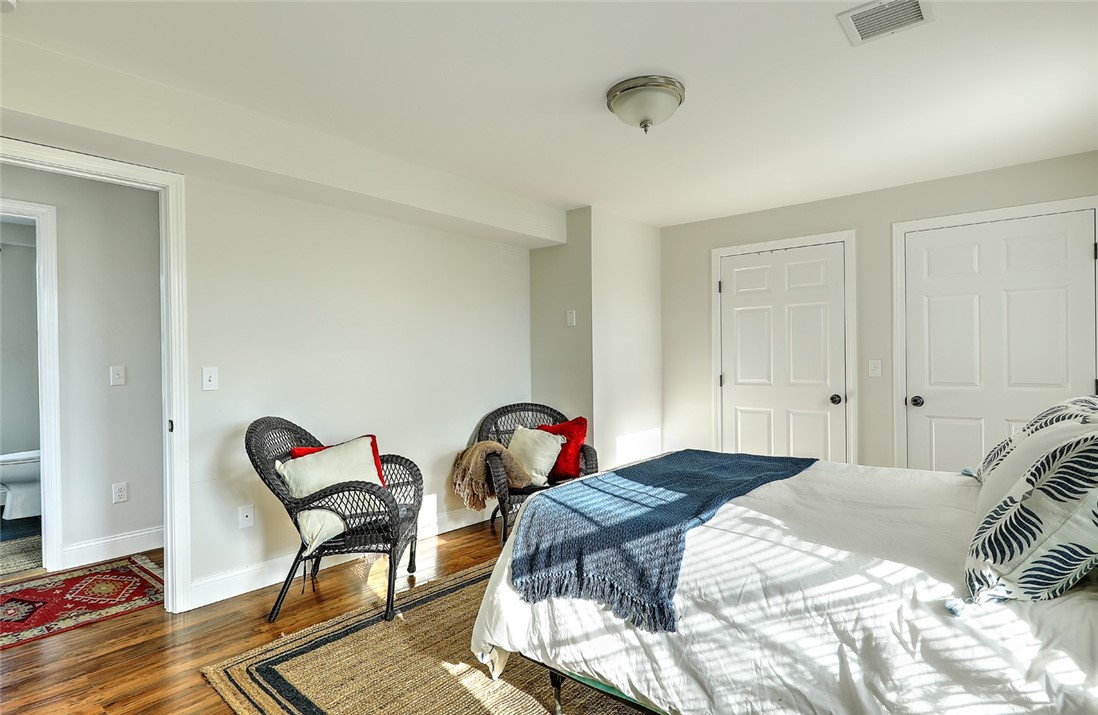 216 Maple Avenue Barrington, RI 02806 - Photo 17 of 22