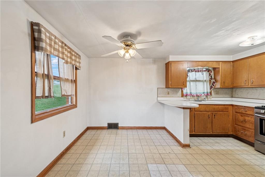 209 East End Road Connellsville, PA 15425 - Photo 5 of 25 Gallery Image 5