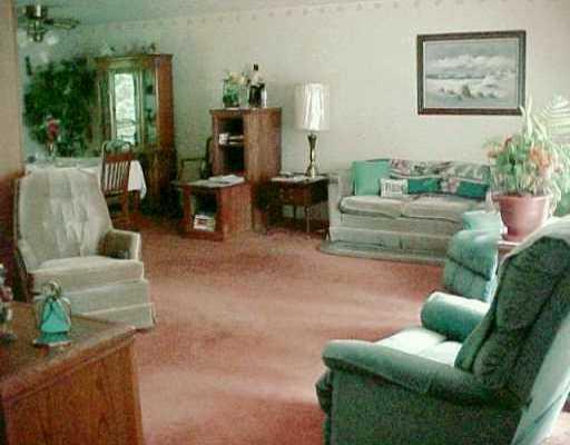 5053 Logan Ferry Road Murrysville, PA 15668 - Photo 3 of 8 Living Room.