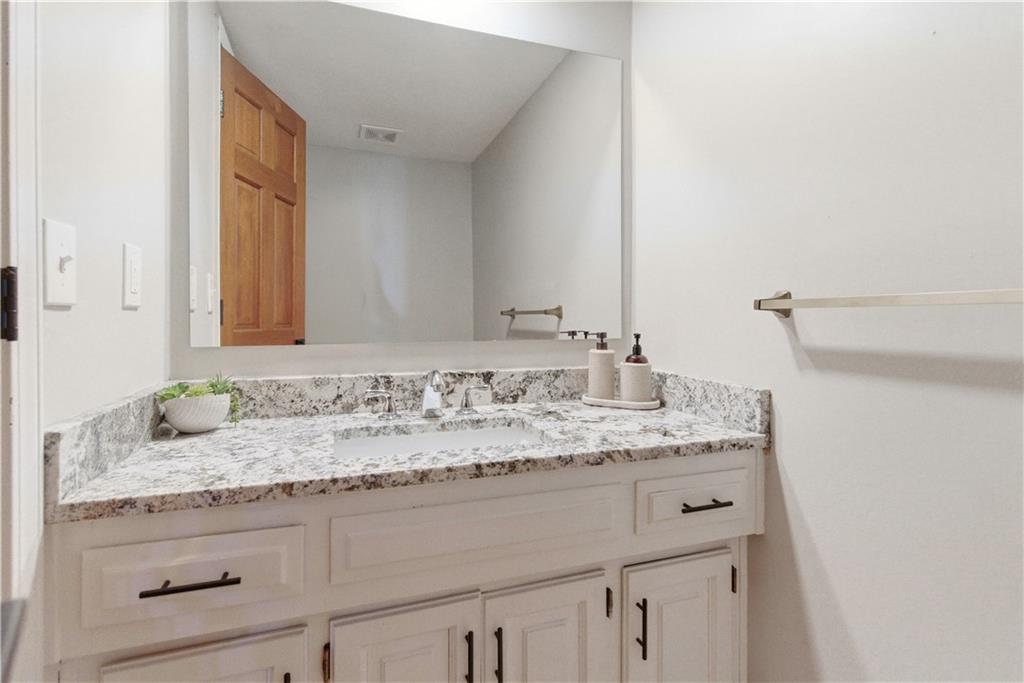 222 Northwest Locust Street Lee's Summit, MO 64064 - Photo 27 of 67