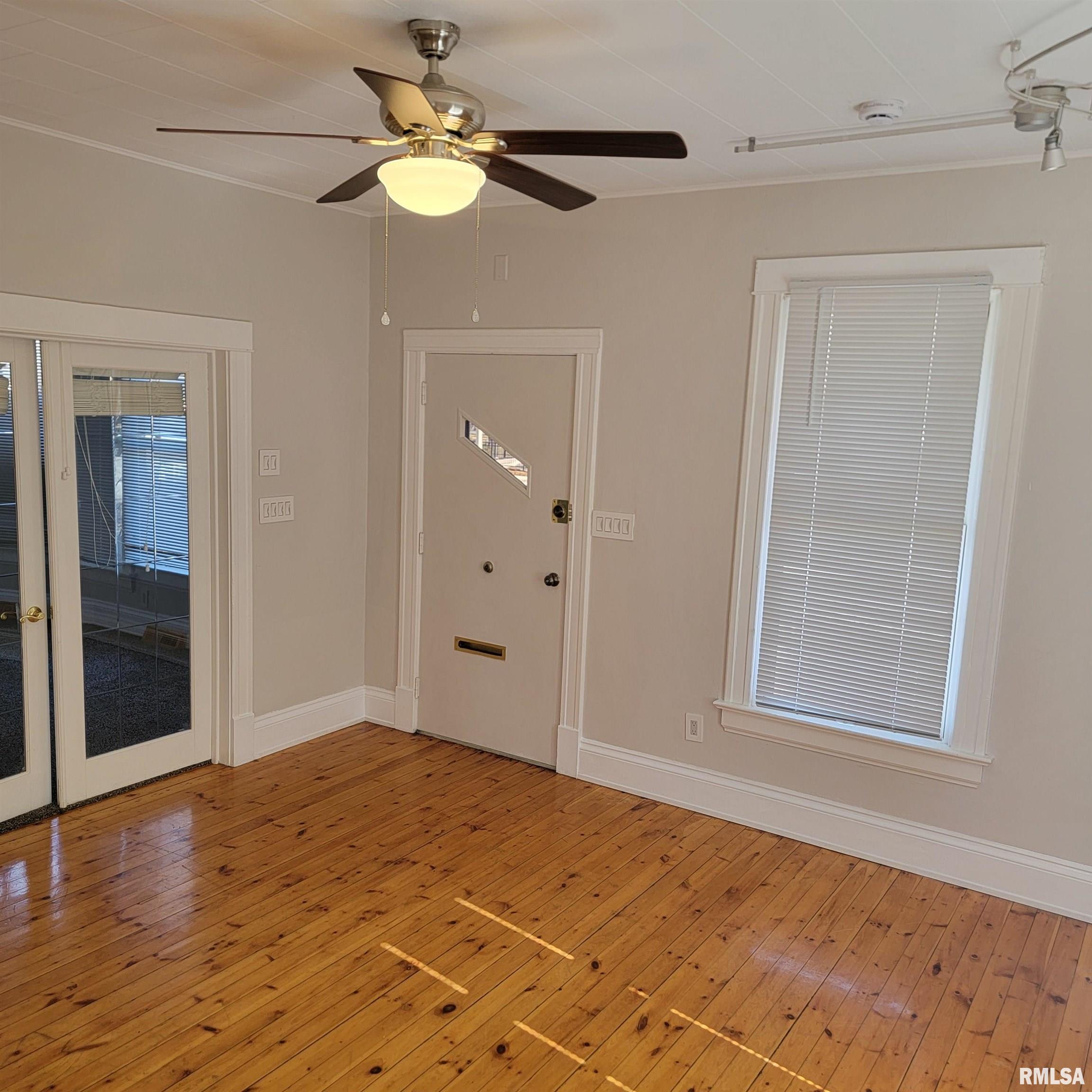 1411 South 5th Street Springfield, IL 62703 - Photo 4 of 38