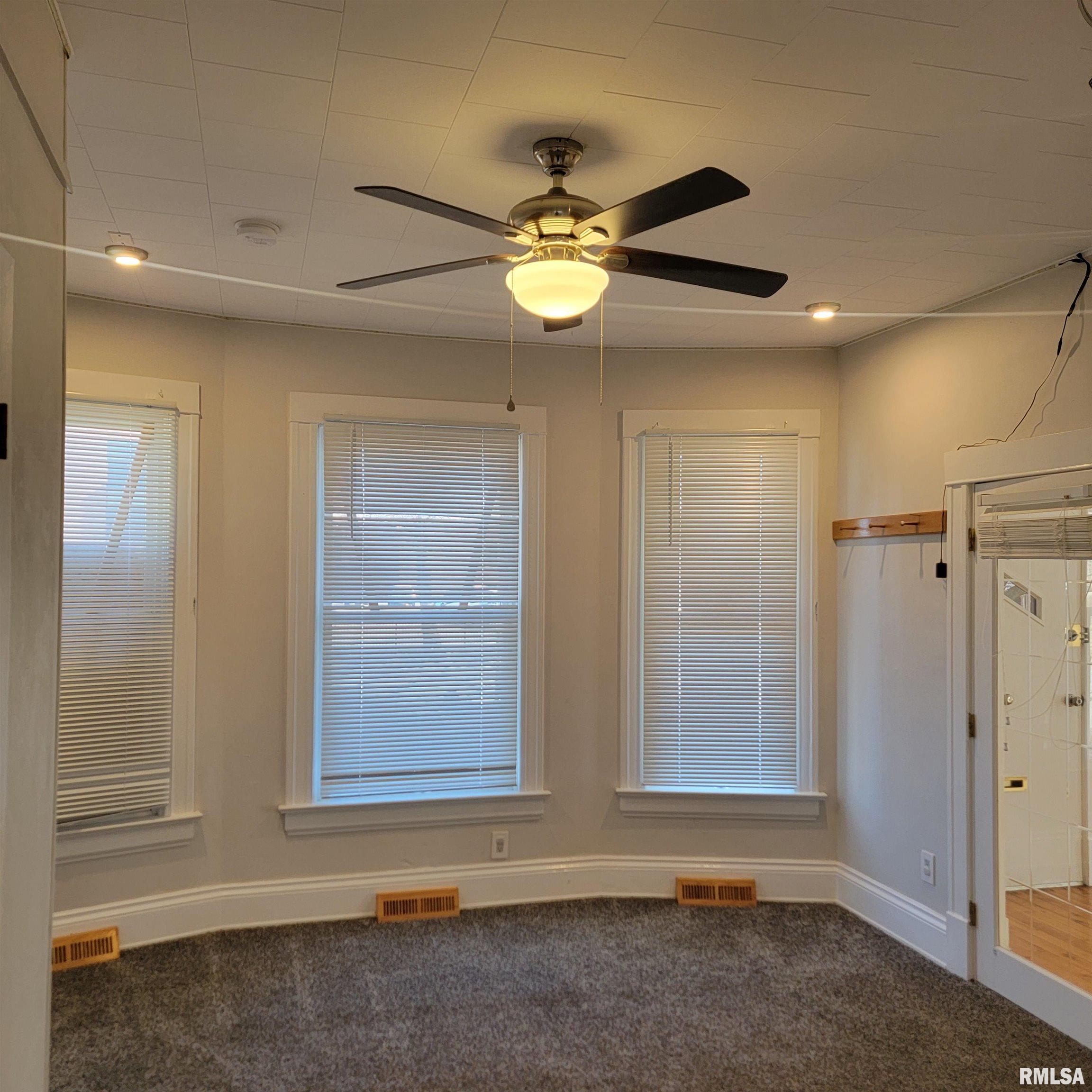 1411 South 5th Street Springfield, IL 62703 - Photo 6 of 38