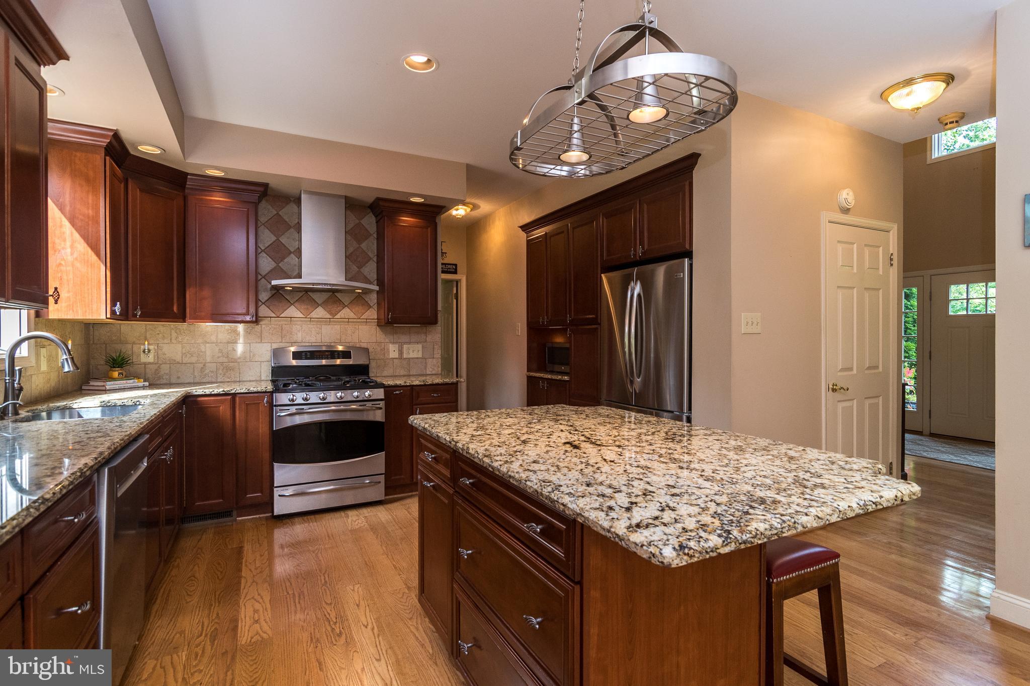 4973 Danielle Drive Doylestown, PA 18902 - Photo 9 of 39 Kitchen