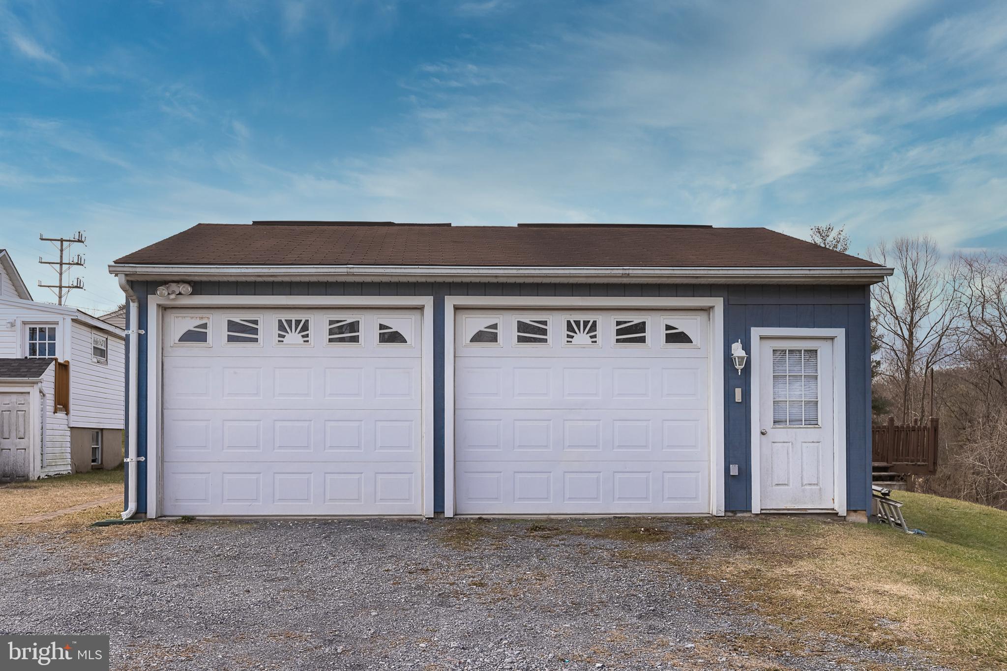 2746 Cedarhurst Road Finksburg, MD 21048 - Photo 22 of 30 Garage