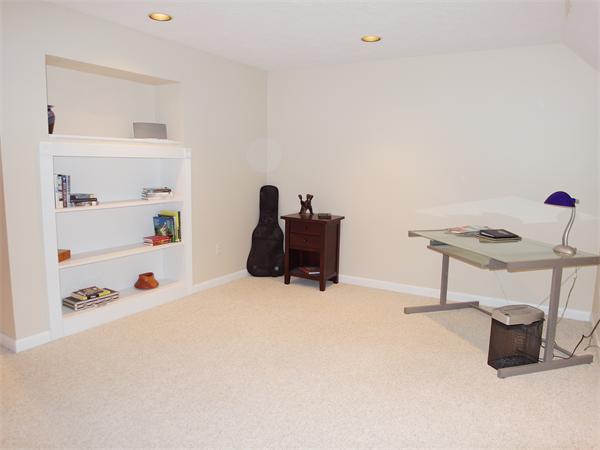 36 Sudbury Road Ashland, MA 01721 - Photo 25 of 30 Gallery Image 25