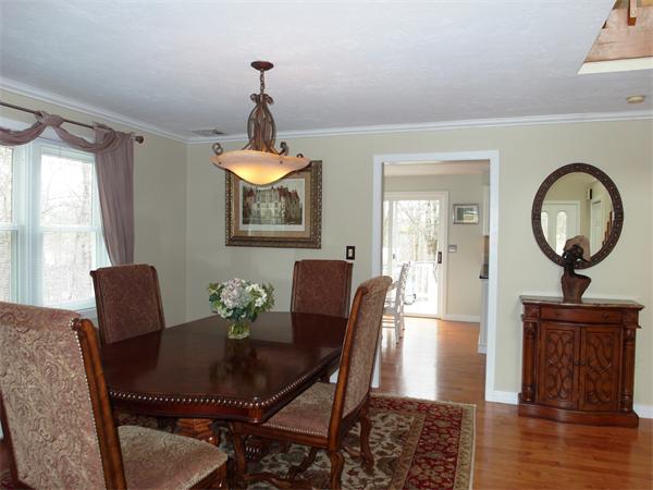 36 Sudbury Road Ashland, MA 01721 - Photo 6 of 30 Gallery Image 6