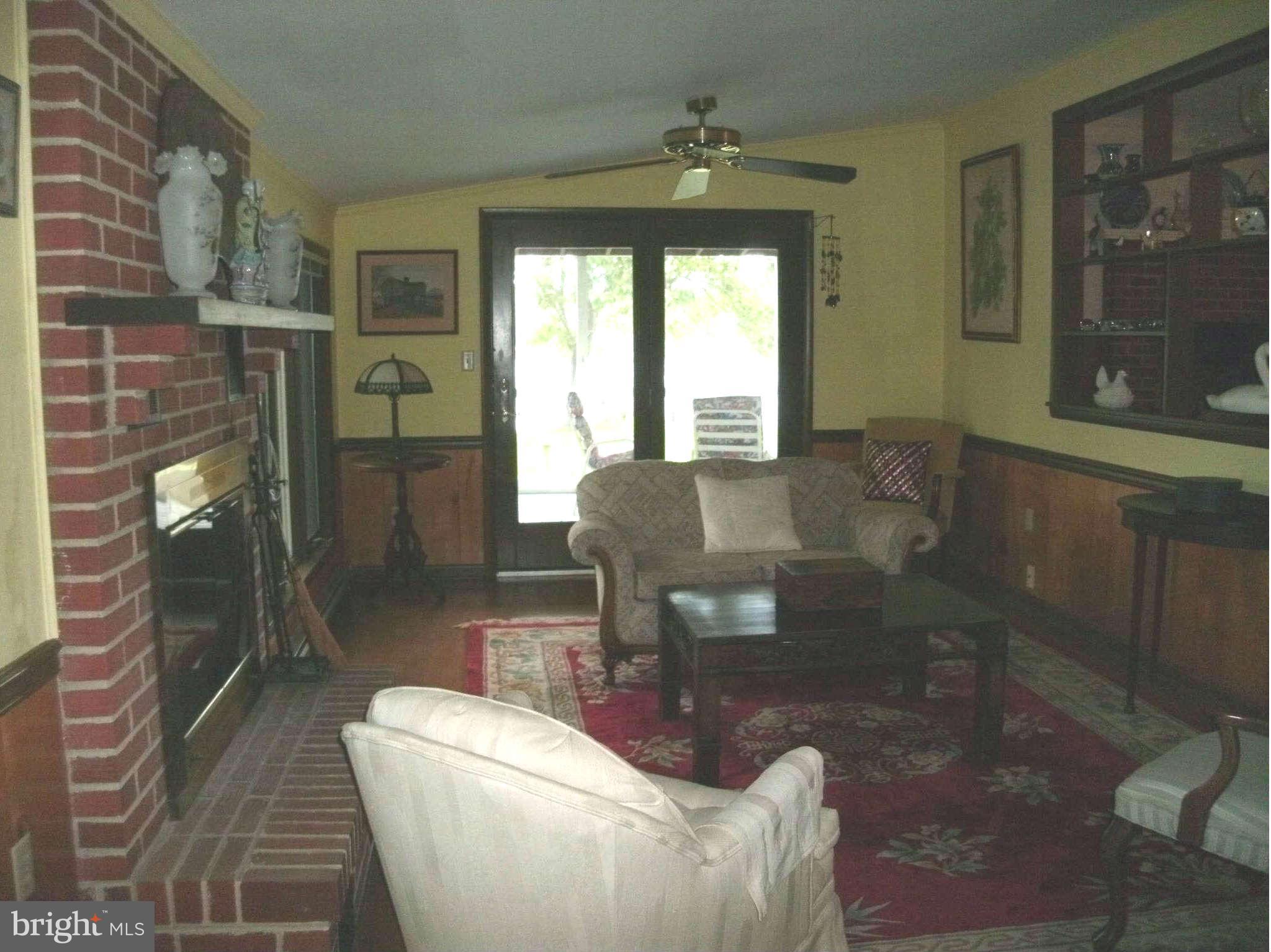 5140 Grays Inn Creek Road Rock Hall, MD 21661 - Photo 9 of 25 Living Room