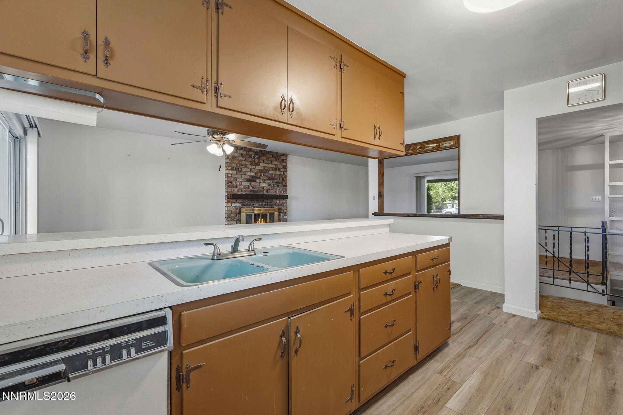 1310 Earl Drive Reno, NV 89503 - Photo 17 of 53 20-web-or-mls-_DSC6368