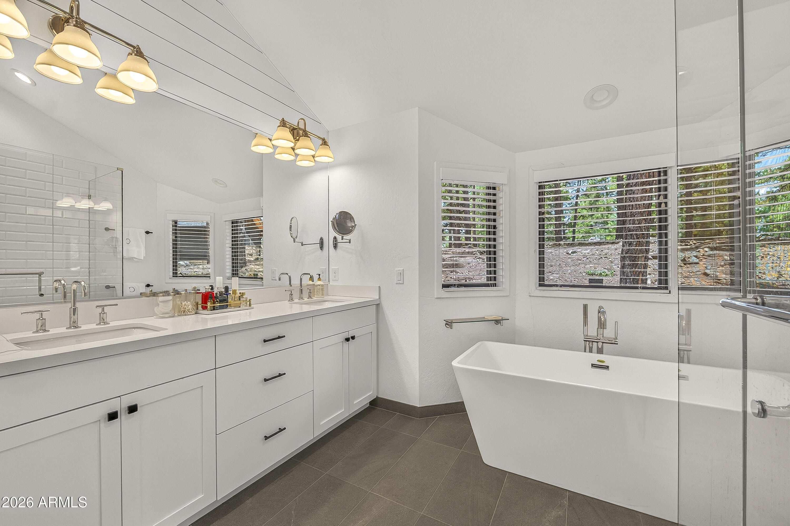 5797 Griffiths Spring Flagstaff, AZ 86005 - Photo 22 of 32 20