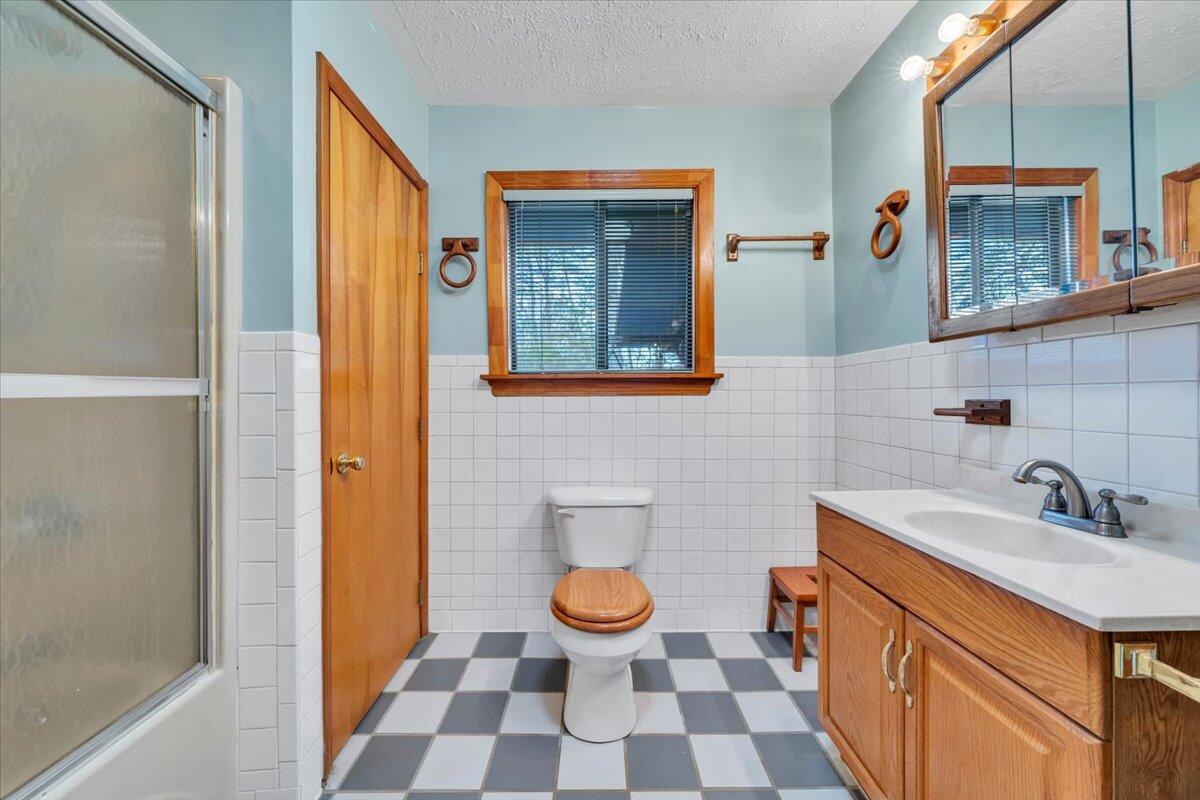 75 Johns Creek Road New Castle, VA 24127 - Photo 28 of 98 034-MIB08184