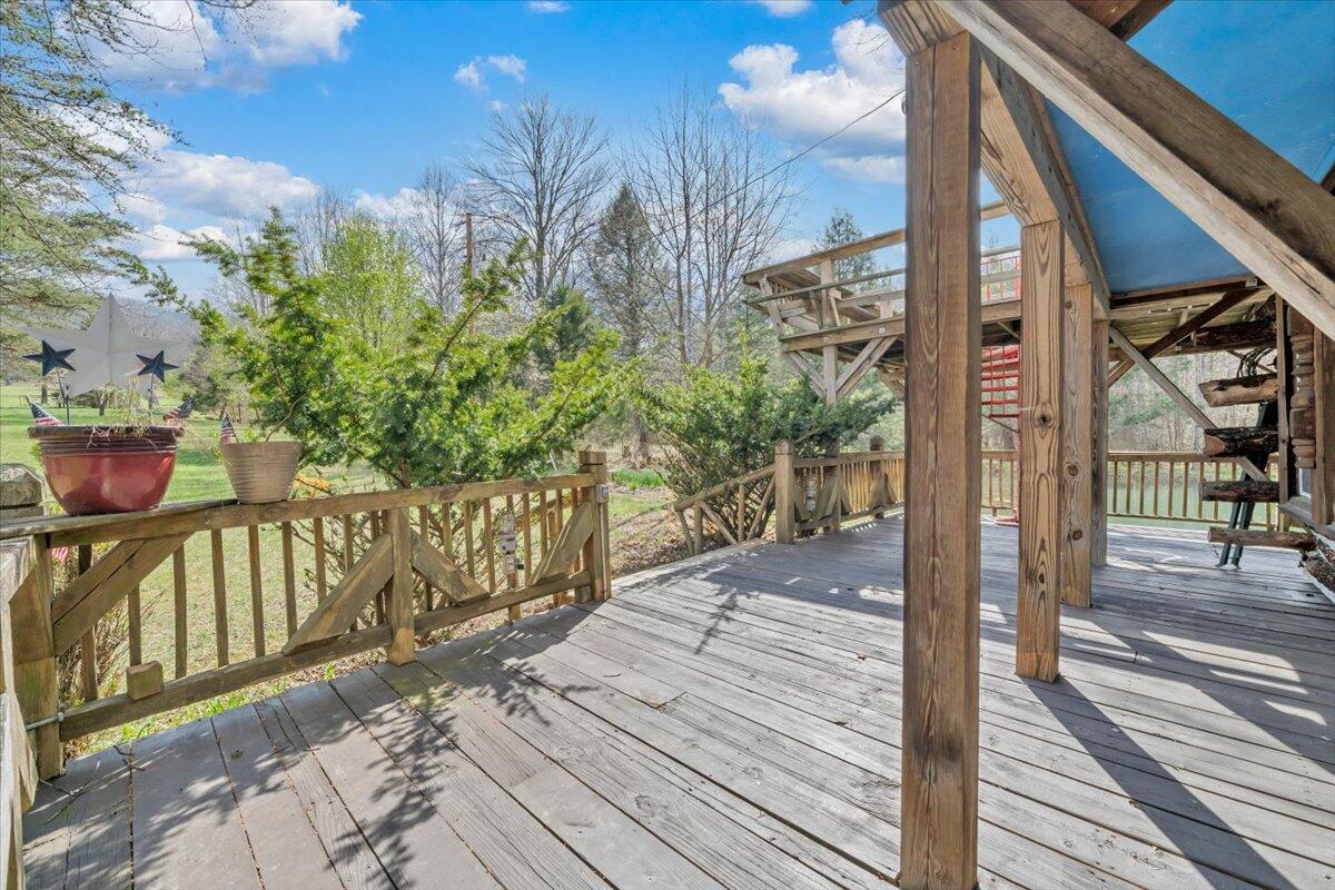 75 Johns Creek Road New Castle, VA 24127 - Photo 34 of 98 040-MIB08106