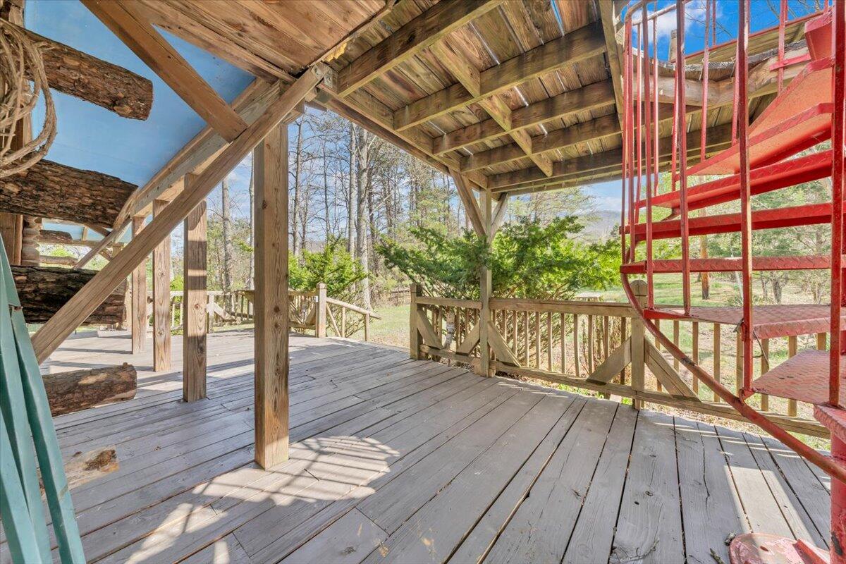 75 Johns Creek Road New Castle, VA 24127 - Photo 36 of 98 042-MIB08112