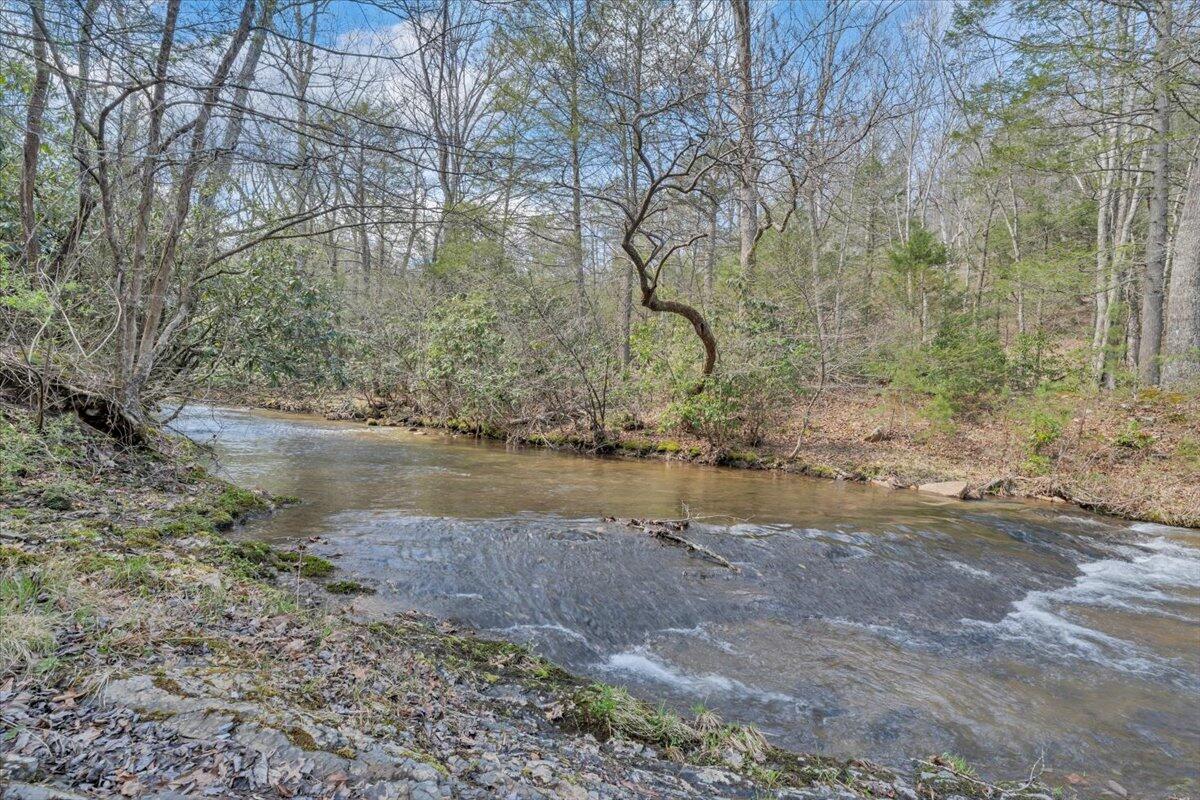 75 Johns Creek Road New Castle, VA 24127 - Photo 72 of 98 079-MIB07989