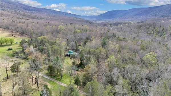 $299,950 | 75 Johns Creek Road, New Castle, VA 24127