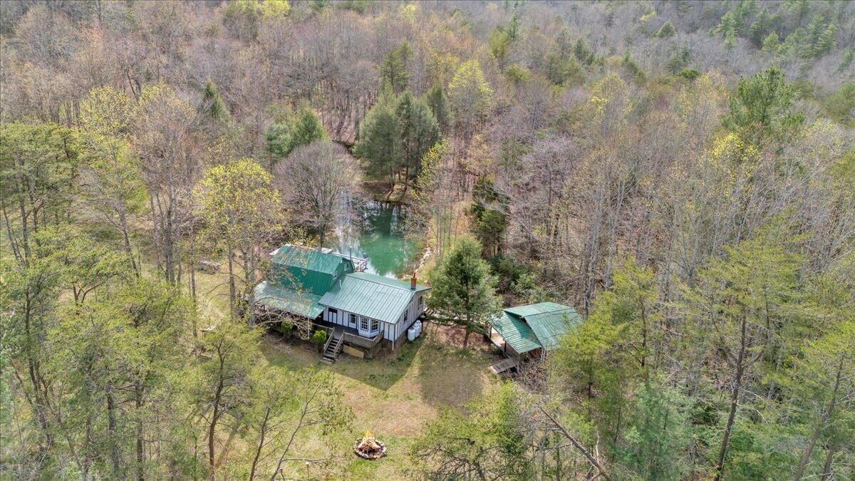 75 Johns Creek Road New Castle, VA 24127 - Photo 95 of 98 001-DJI_20260406162206_0038_D