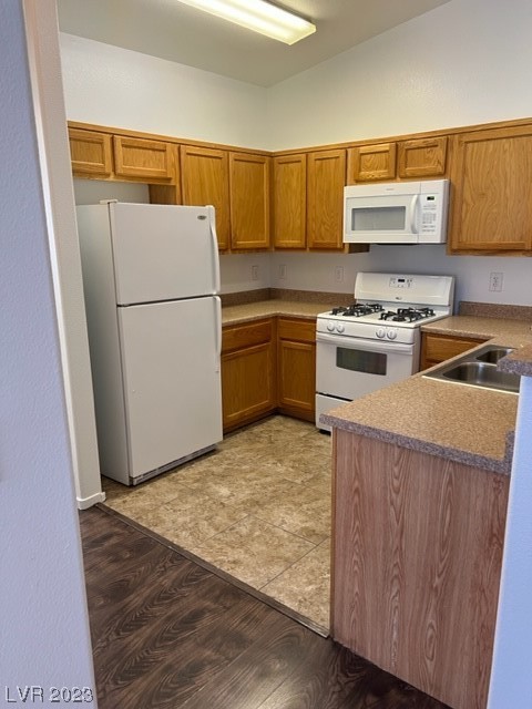 5456 Stacked Chips Road, Unit 101 Las Vegas, NV 89122 - Photo 7 of 14