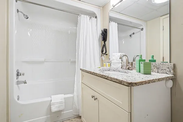 $229,900 | 201 Ocean Boulevard South, Unit 1018, Myrtle Beach, SC 29575