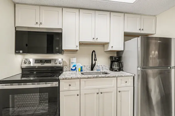 $229,900 | 201 Ocean Boulevard South, Unit 1018, Myrtle Beach, SC 29575