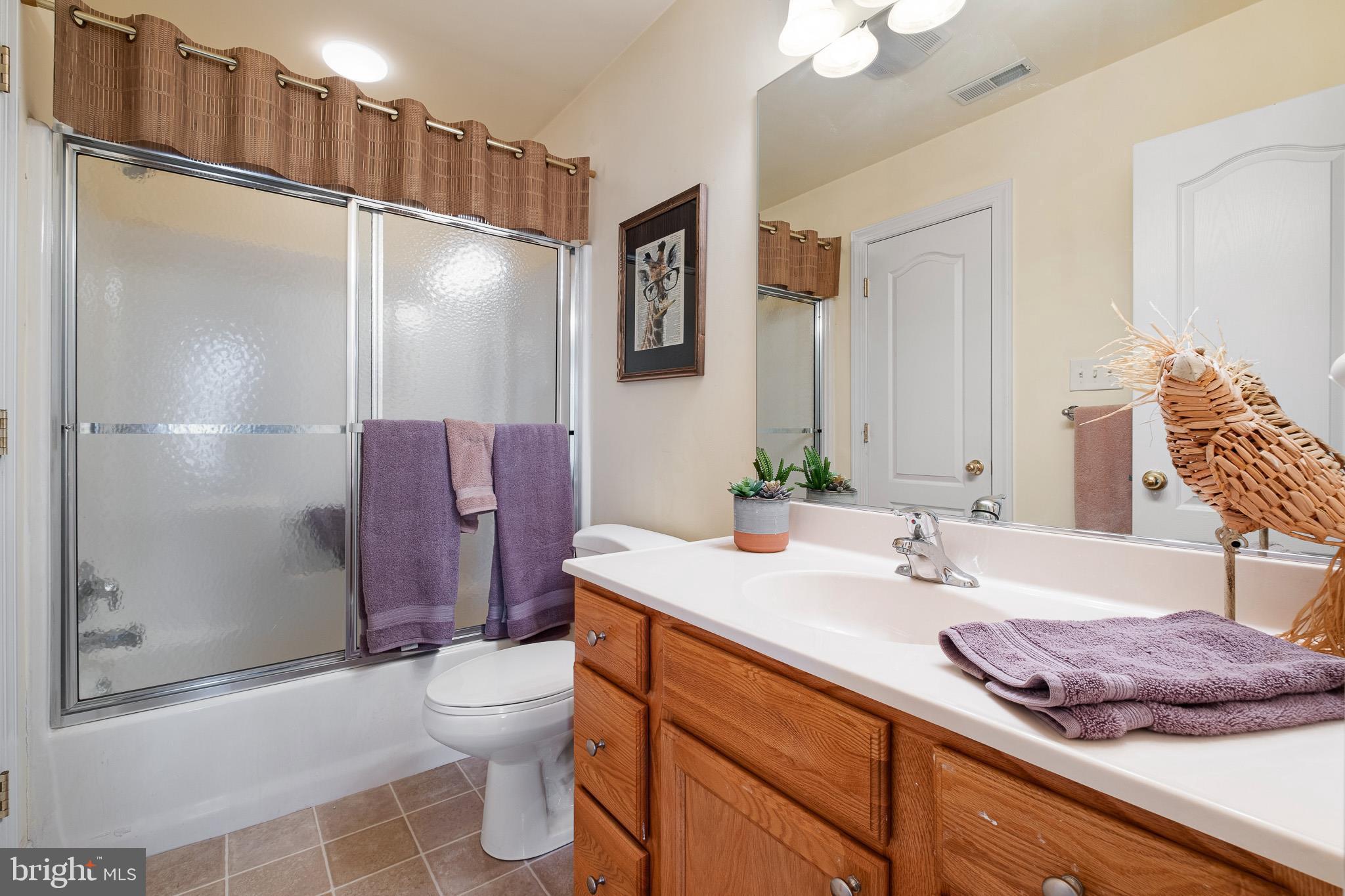 21 Darrel Road North East, MD 21901 - Photo 25 of 34 Upstairs center hall bath