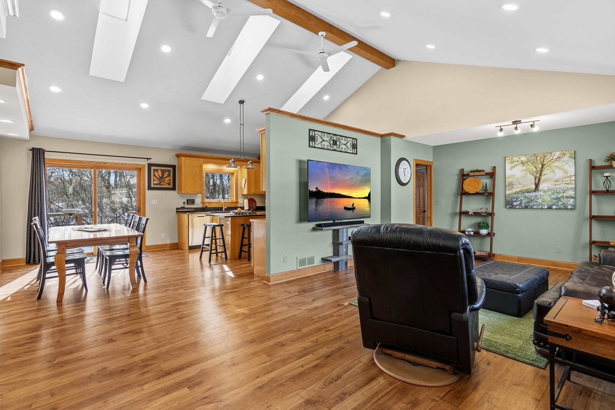 1432 Rose Place Roseville, MN 55113 - Photo 10 of 41