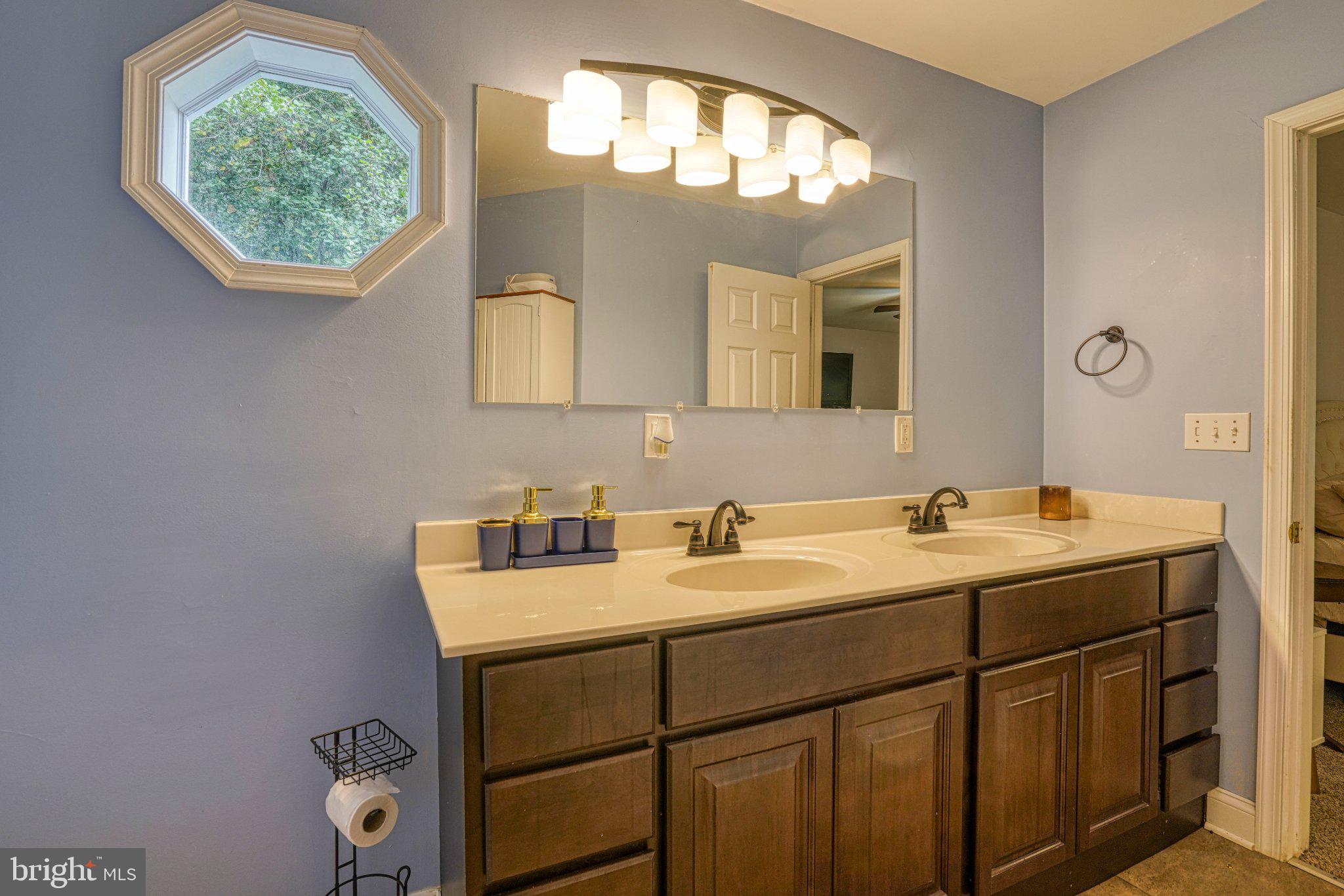 24882 Riverview Way Ridgely, MD 21660 - Photo 35 of 51 Gallery Image 35