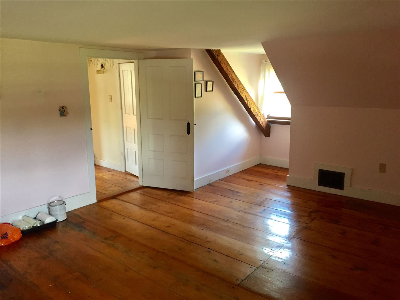 1042 West Fairlee Road West Fairlee, VT 05083 - Photo 17 of 25 Gallery Image 17
