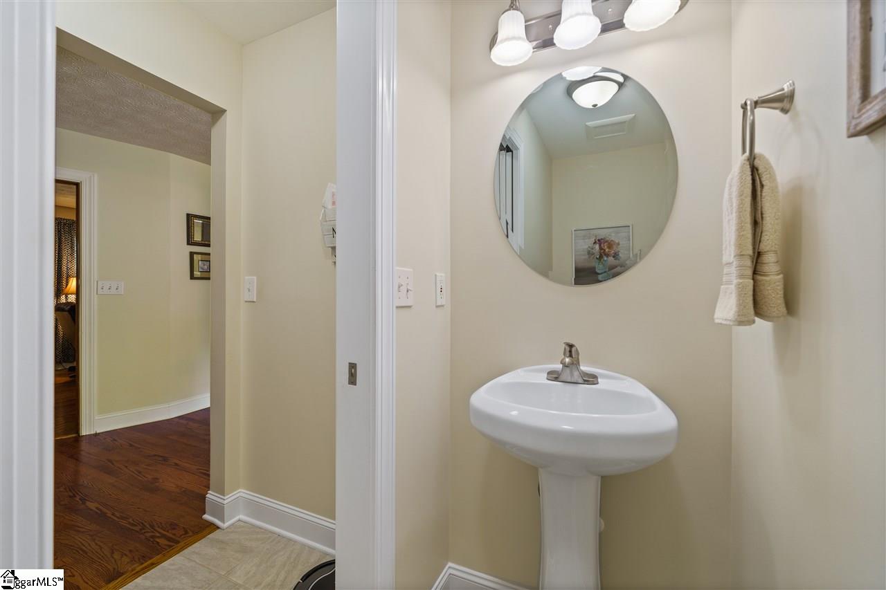 120 Willis Road Taylors, SC 29687 - Photo 12 of 36 Gallery Image 12