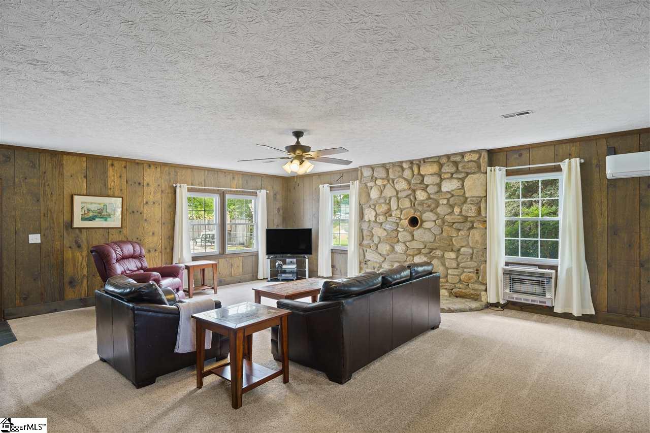 120 Willis Road Taylors, SC 29687 - Photo 24 of 36 Gallery Image 24