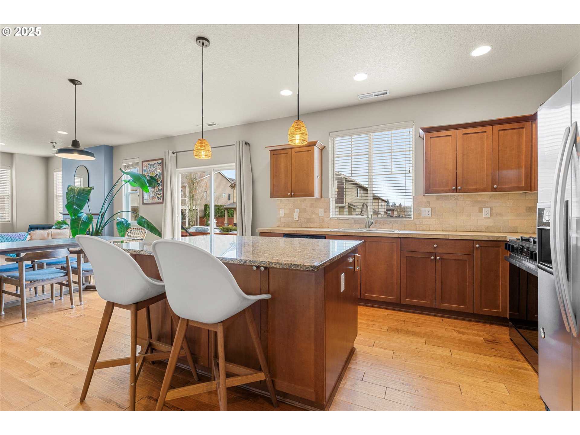 16893 Southwest Romeo Terrace Portland, OR 97224 - Photo 13 of 42 Gallery Image 13