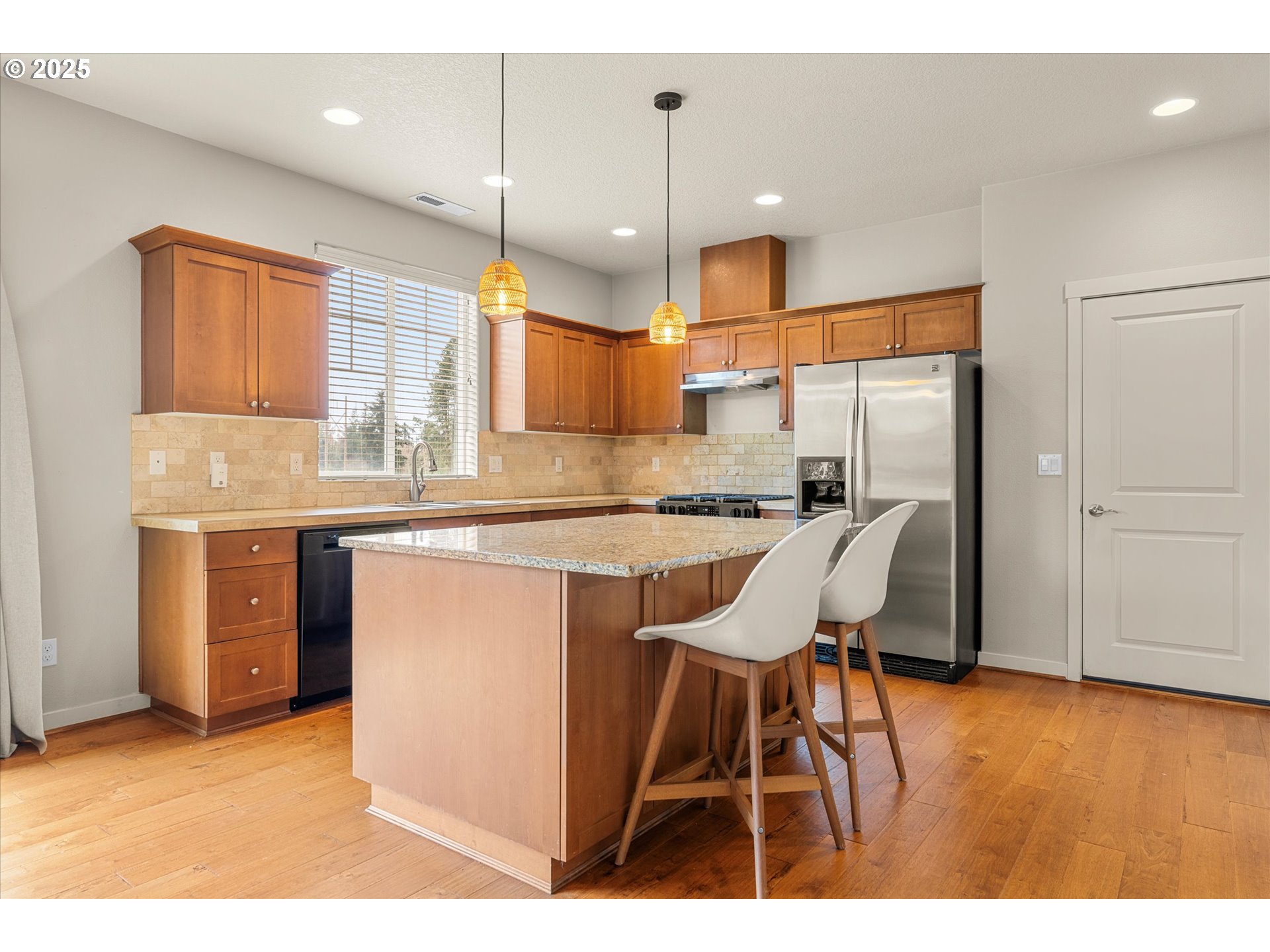 16893 Southwest Romeo Terrace Portland, OR 97224 - Photo 16 of 42 Gallery Image 16