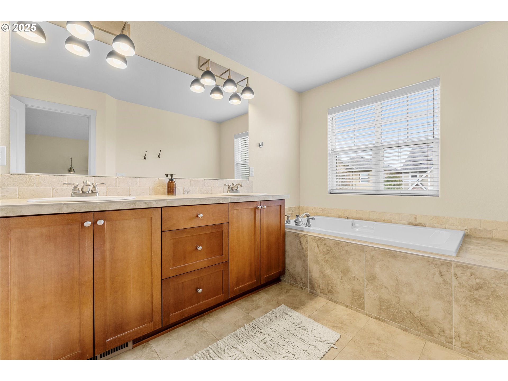 16893 Southwest Romeo Terrace Portland, OR 97224 - Photo 26 of 42 Gallery Image 26