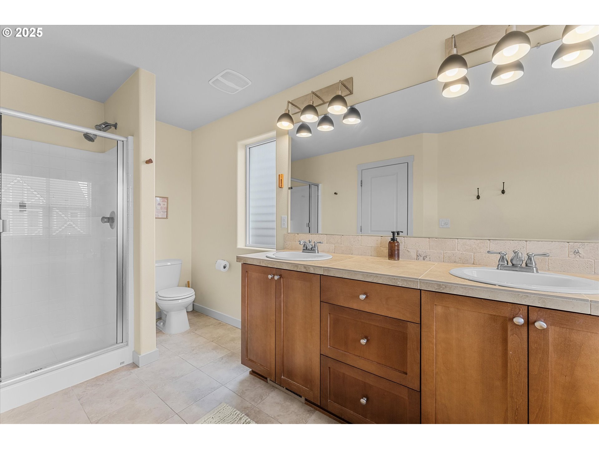16893 Southwest Romeo Terrace Portland, OR 97224 - Photo 27 of 42 Gallery Image 27