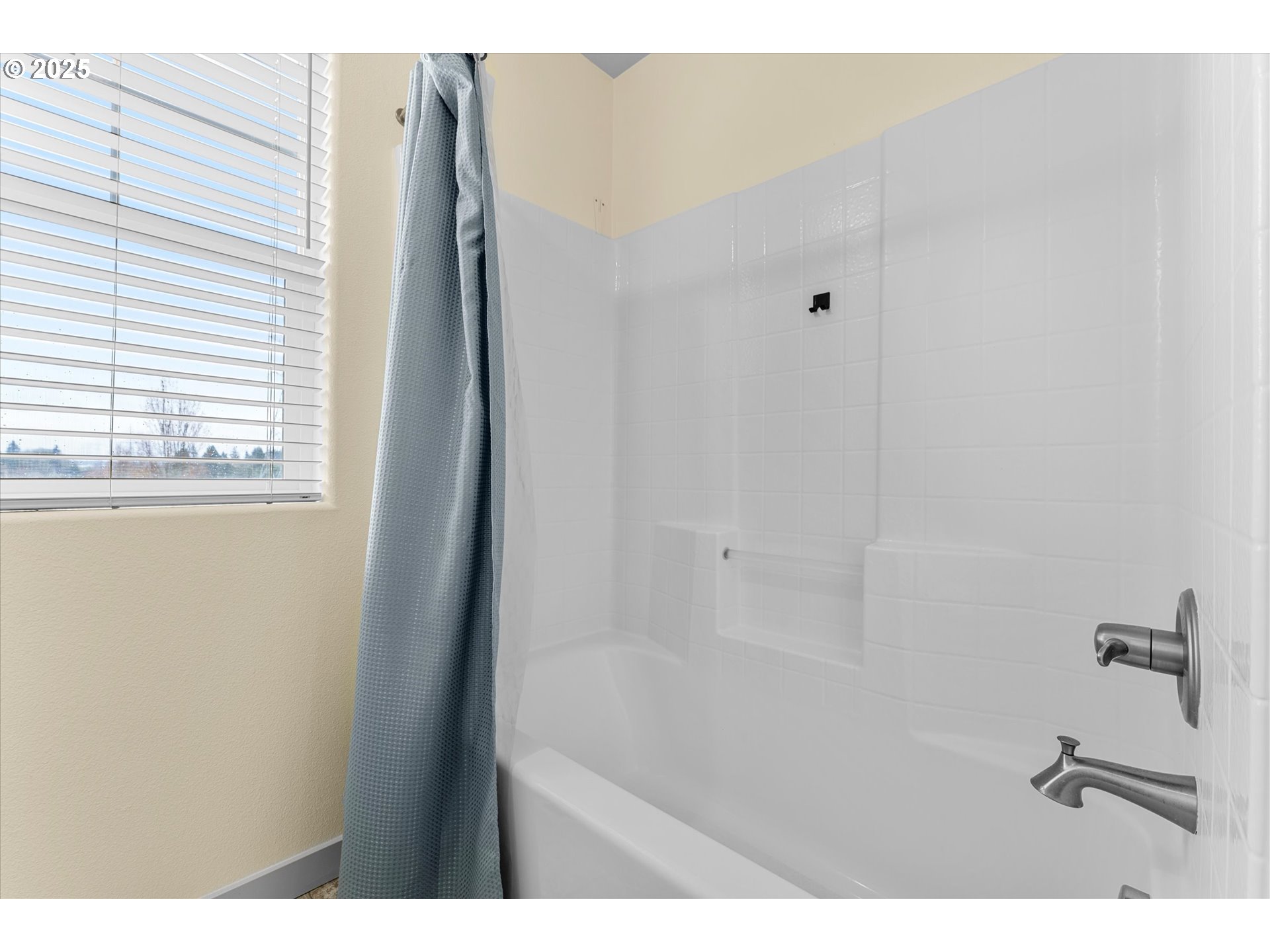 16893 Southwest Romeo Terrace Portland, OR 97224 - Photo 33 of 42 Gallery Image 33