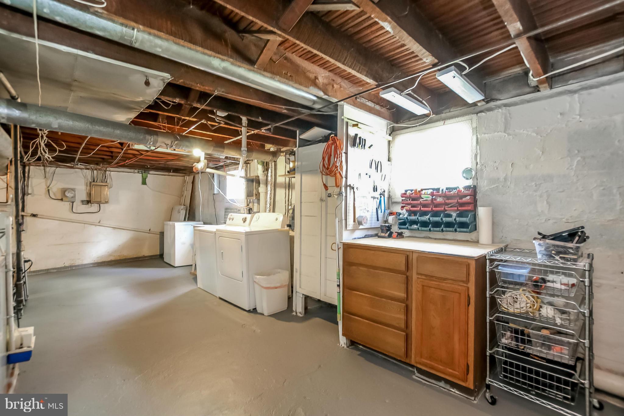 628 North Bend Road Baltimore, MD 21229 - Photo 26 of 30 Lower level laundry with full daylight and walkout