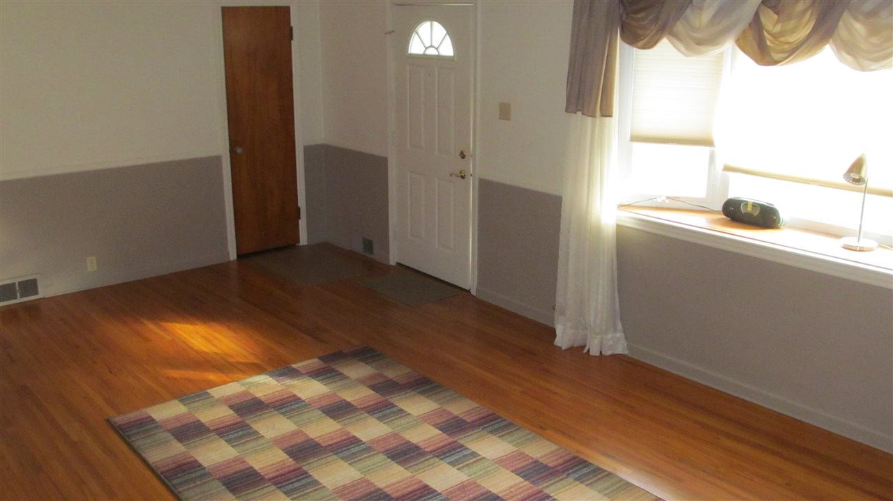 2020 West Wallen Road Fort Wayne, IN 46818 - Photo 8 of 36 Gallery Image 8