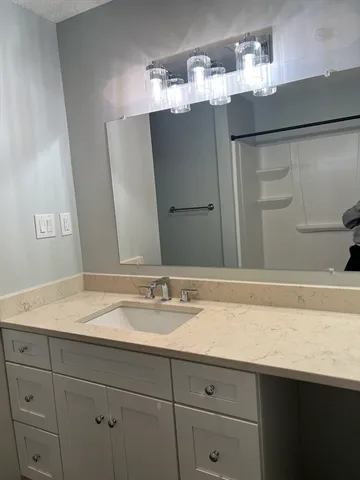 $2,000 | 35 Prospect Street, Unit 102, Woburn, MA 01801