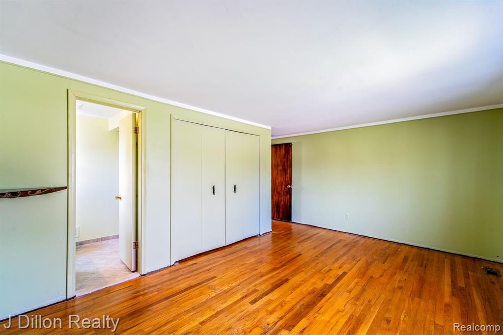 42807 Saxony Road Canton, MI 48187 - Photo 40 of 55