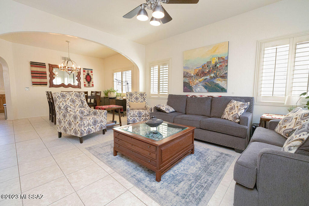1719 Deer Hollow Loop Tucson, AZ 85737 - Photo 4 of 46