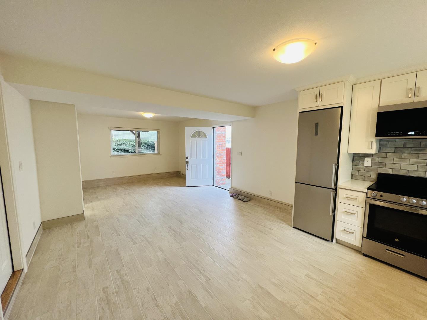 3 A Celia Court, Unit A Pacifica, CA 94044 - Photo 2 of 12