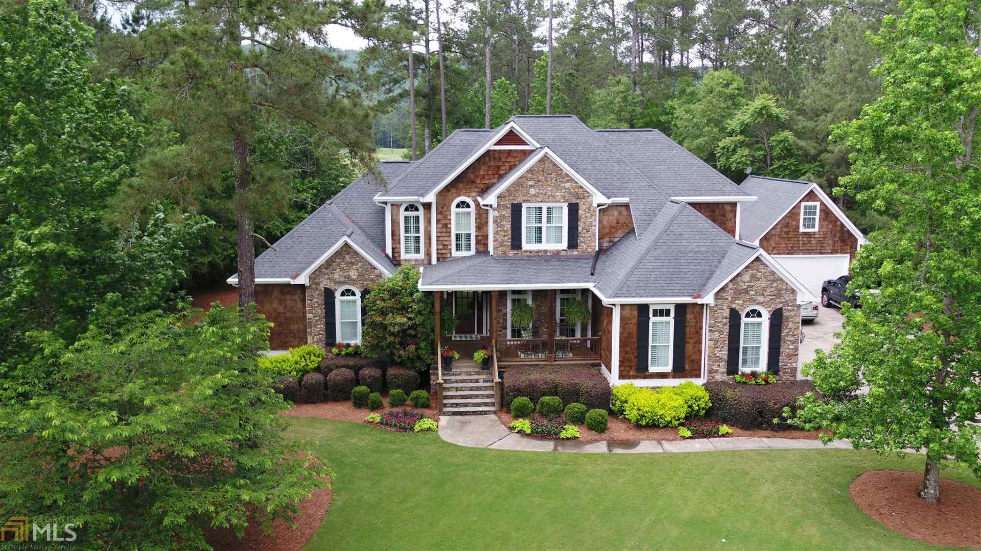 9 Nelson Boulevard Northwest Rome, GA 30165 - Photo 1 of 1 front view of a house with a yard