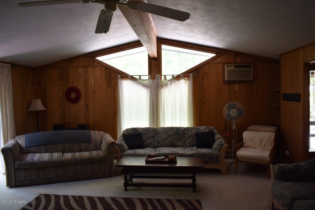 117 Ridge Road Hawley, PA 18428 - Photo 11 of 63 Living Area
