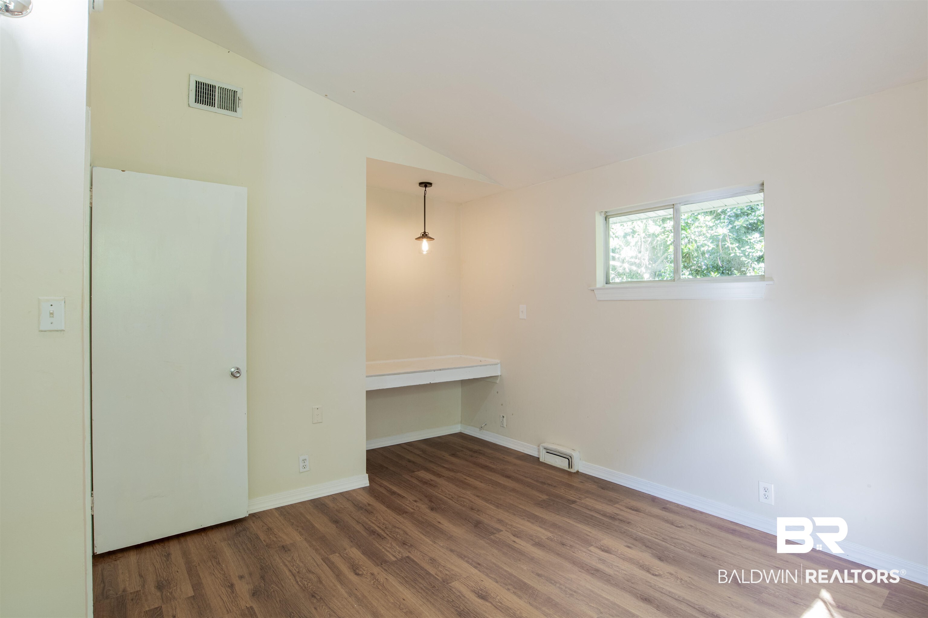 4158 Lake Circle North Mobile, AL 36693 - Photo 19 of 28