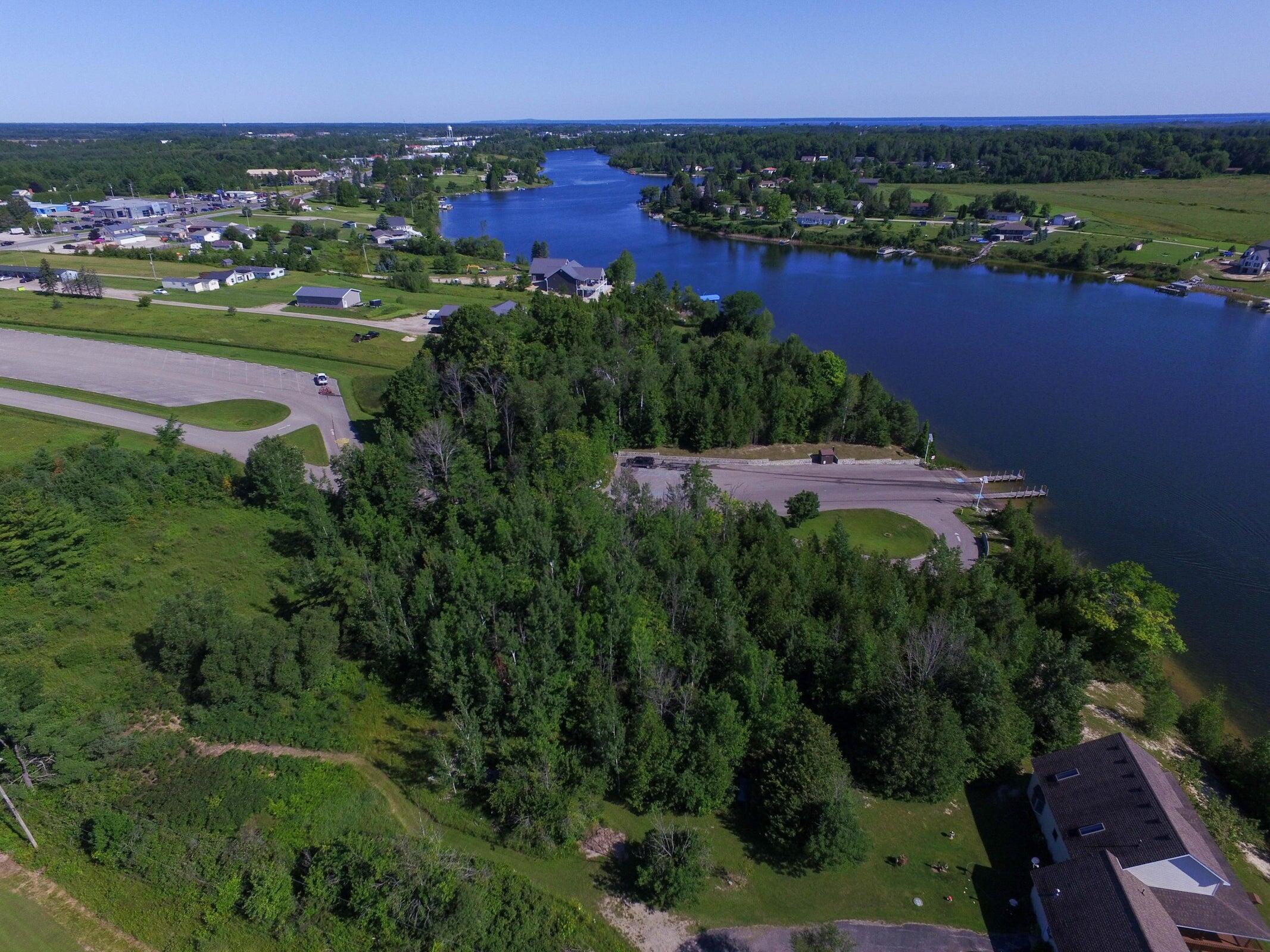 13 Rivers Ridge Court Cheboygan, MI 49721 - Photo 8 of 10 20210723163339994064000000-o