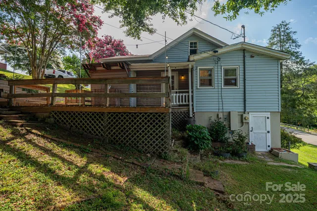 $249,000 | 109 Riverside Drive, Cramerton, NC 28032