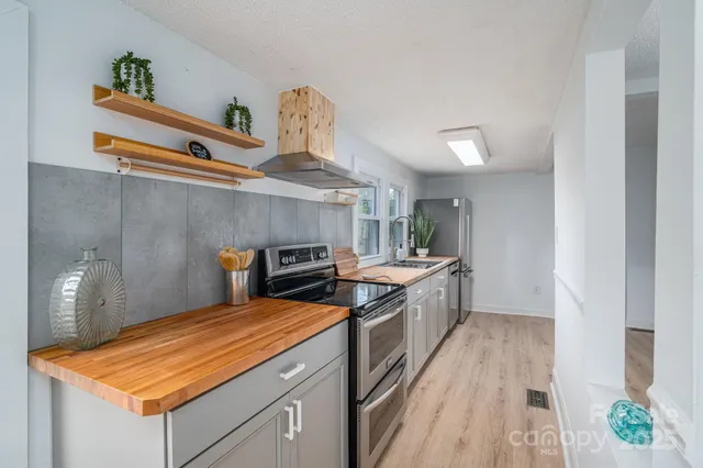 $249,000 | 109 Riverside Drive, Cramerton, NC 28032