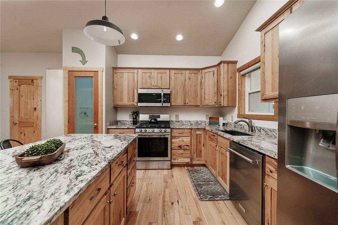 120 East Centennial Road Columbus, MT 59019 - Photo 4 of 33 Gallery Image 4