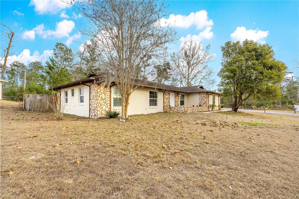 16051 Southwest 52nd Ave Road Ocala, FL 34473 - Photo 45 of 58