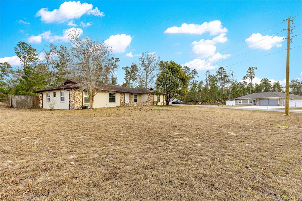 16051 Southwest 52nd Ave Road Ocala, FL 34473 - Photo 46 of 58